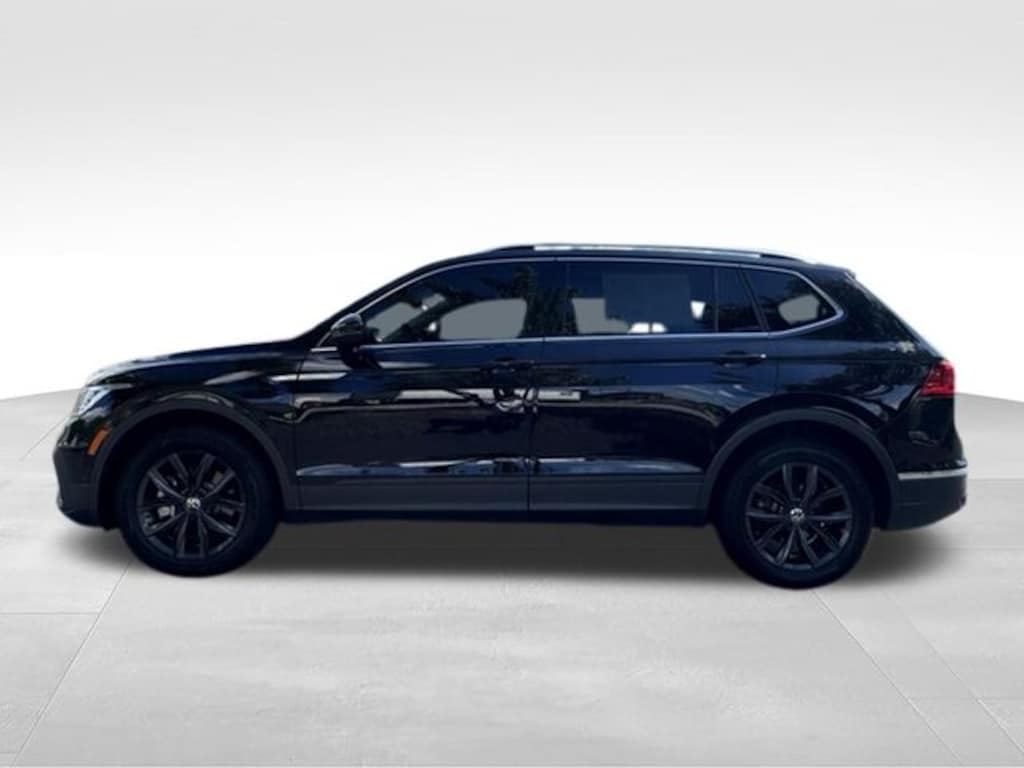 Certified 2024 Volkswagen Tiguan 2.0T SE SUV