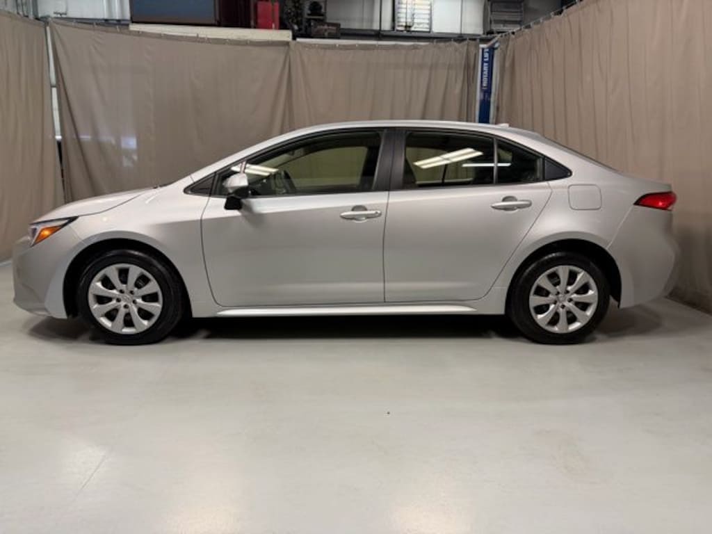 Used 2023 Toyota Corolla Hybrid SE Sedan