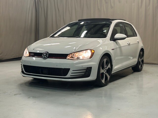 2016 Volkswagen Golf GTI SE photo 4