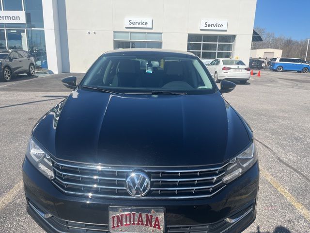 2016 Volkswagen Passat S