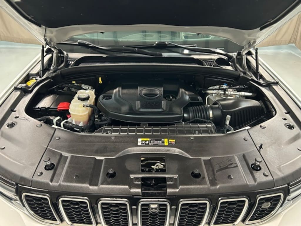 Used 2021 Jeep Grand Cherokee L Overland SUV