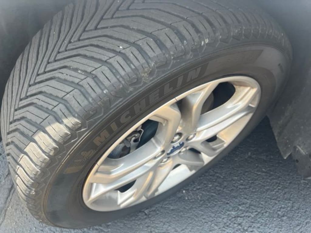 Used 2017 Ford Edge Titanium SUV