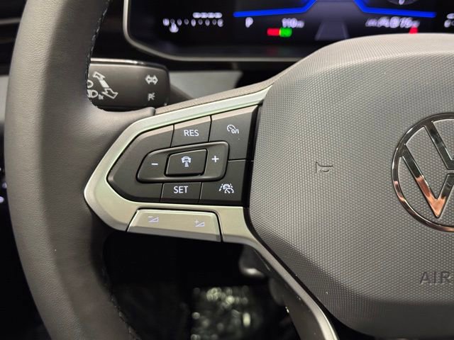 2025 Volkswagen Jetta SE - Photo 18