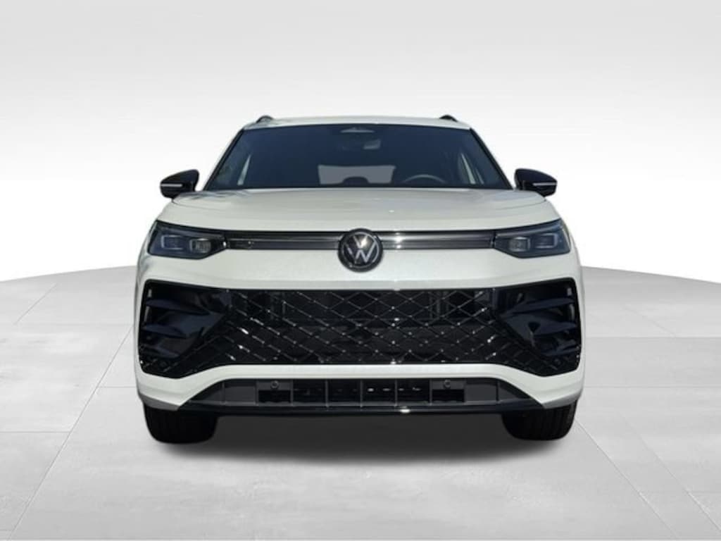 New 2026 Volkswagen Tiguan 2.0T SE R-Line Black SUV