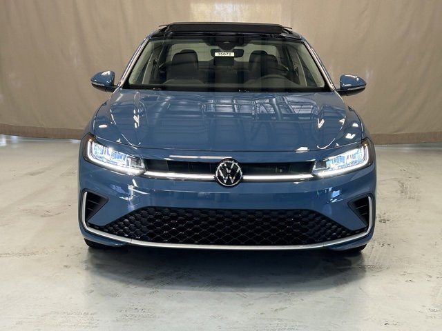 2026 Volkswagen Jetta SEL photo 3