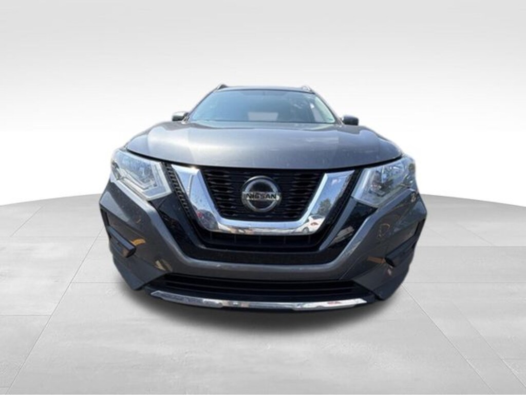 Used 2018 Nissan Rogue SV SUV