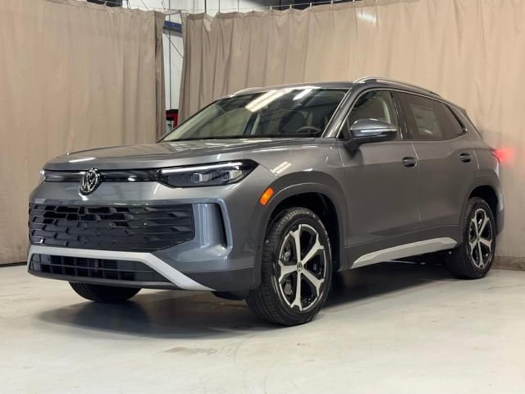 New 2026 Volkswagen Tiguan 2.0T SE SUV