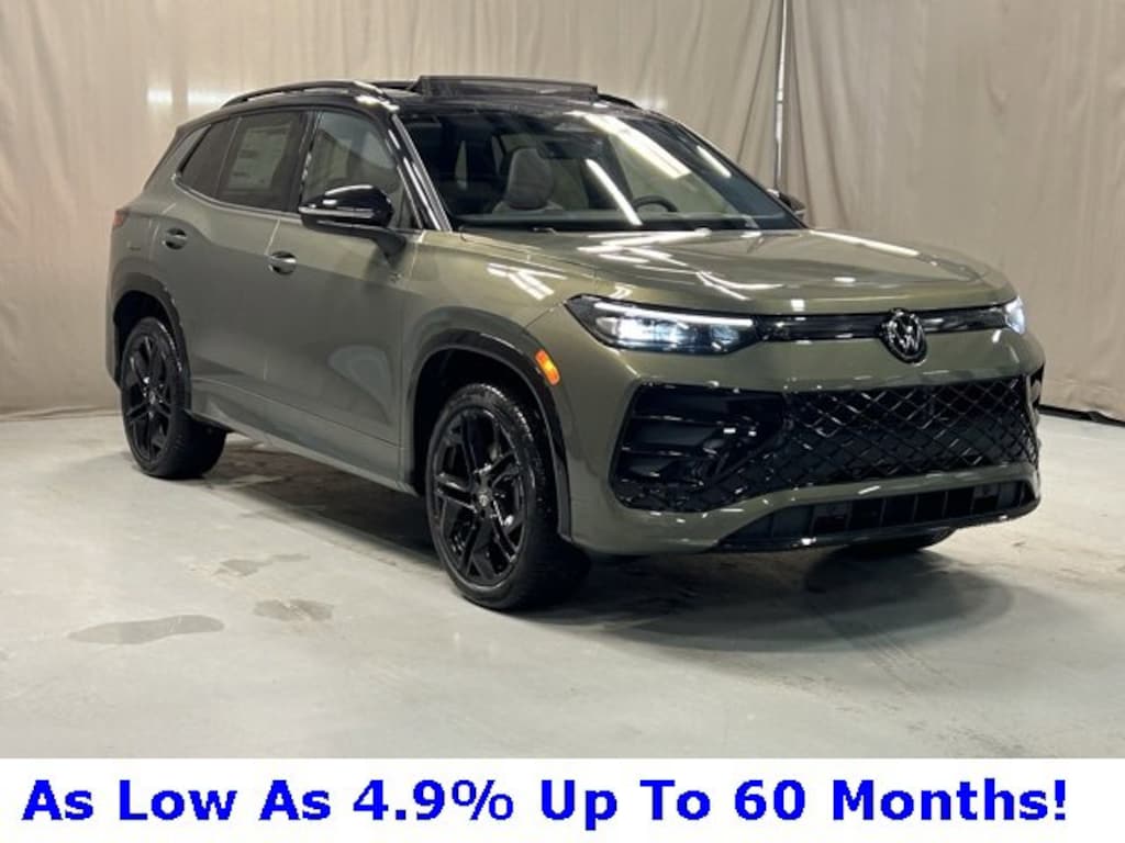 New 2026 Volkswagen Tiguan SE R-Line Black 2.0T SE R-Line Black 4MOTION