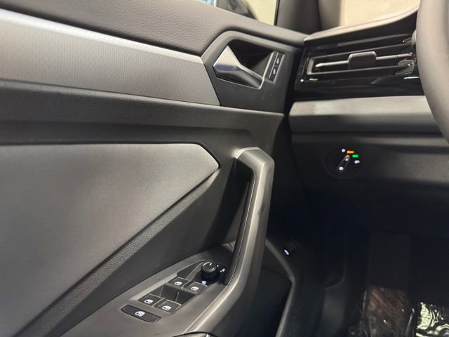 2025 Volkswagen Jetta SE - Photo 21