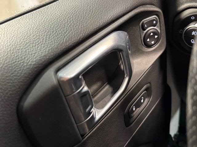 2022 Jeep Gladiator Mojave - Photo 24