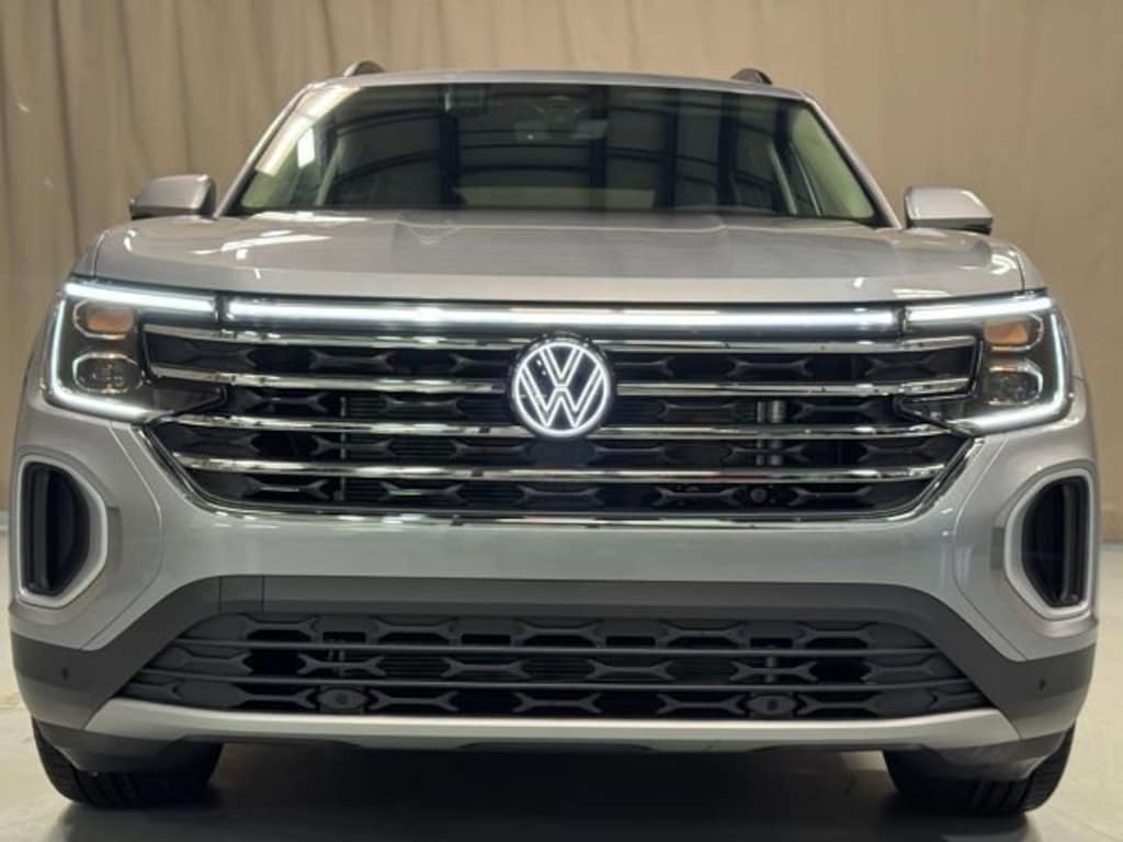 New 2026 Volkswagen Atlas 2.0T SE w/Technology SUV