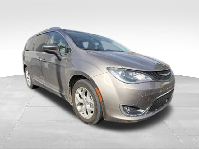 Used 2017 Chrysler Pacifica Touring L Plus Van