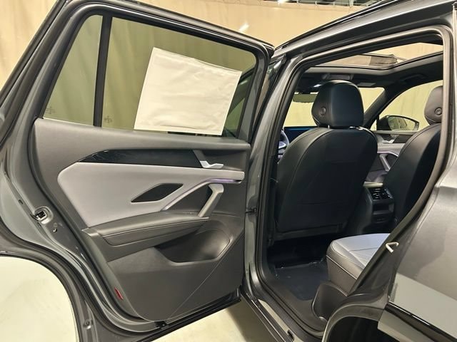 2026 Volkswagen Tiguan SE R-LINE BLACK - Photo 12