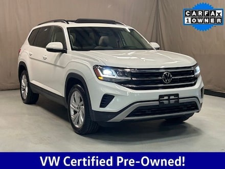 2022 Volkswagen Atlas 2.0T SE w/Technology SUV
