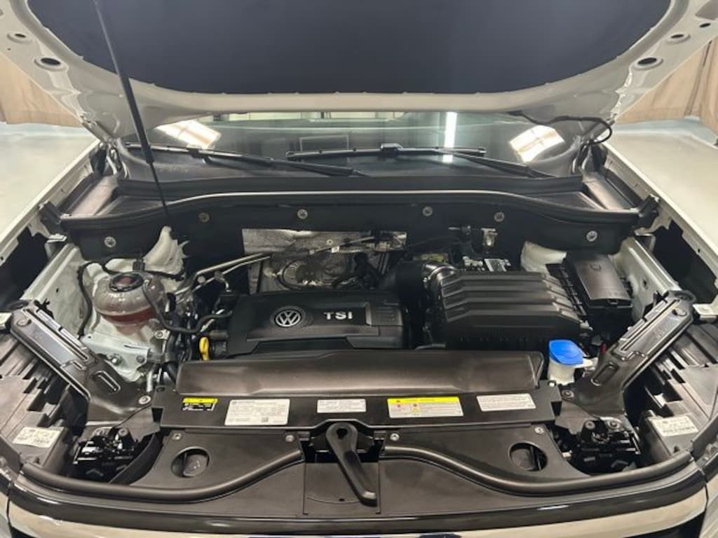 Used 2022 Volkswagen Atlas 2.0T SE w/Technology SUV