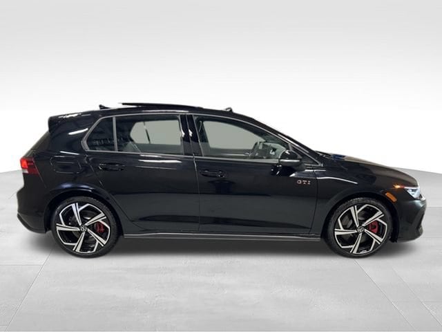 2026 Volkswagen Golf GTI SE - Photo 9