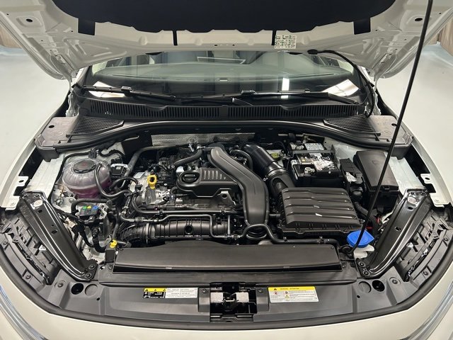 2025 Volkswagen Jetta 1.5T SE photo 2