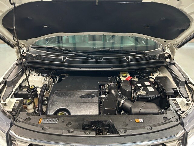 2017 Ford Explorer XLT photo 2