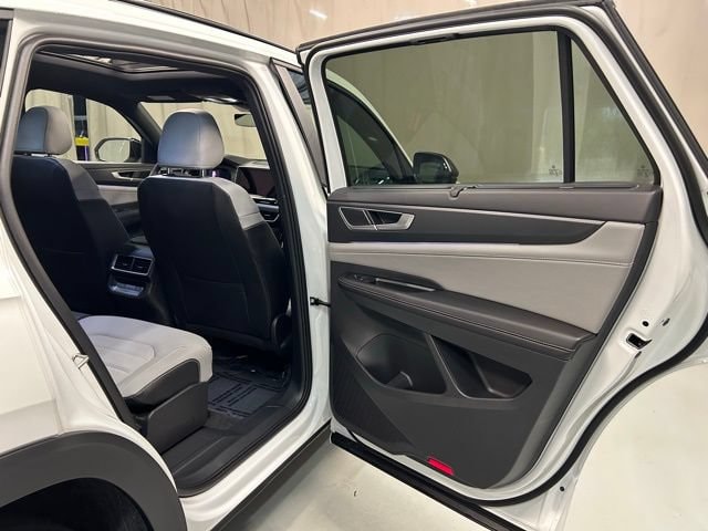 2026 Volkswagen Atlas Cross Sport SEL R-LINE - Photo 19