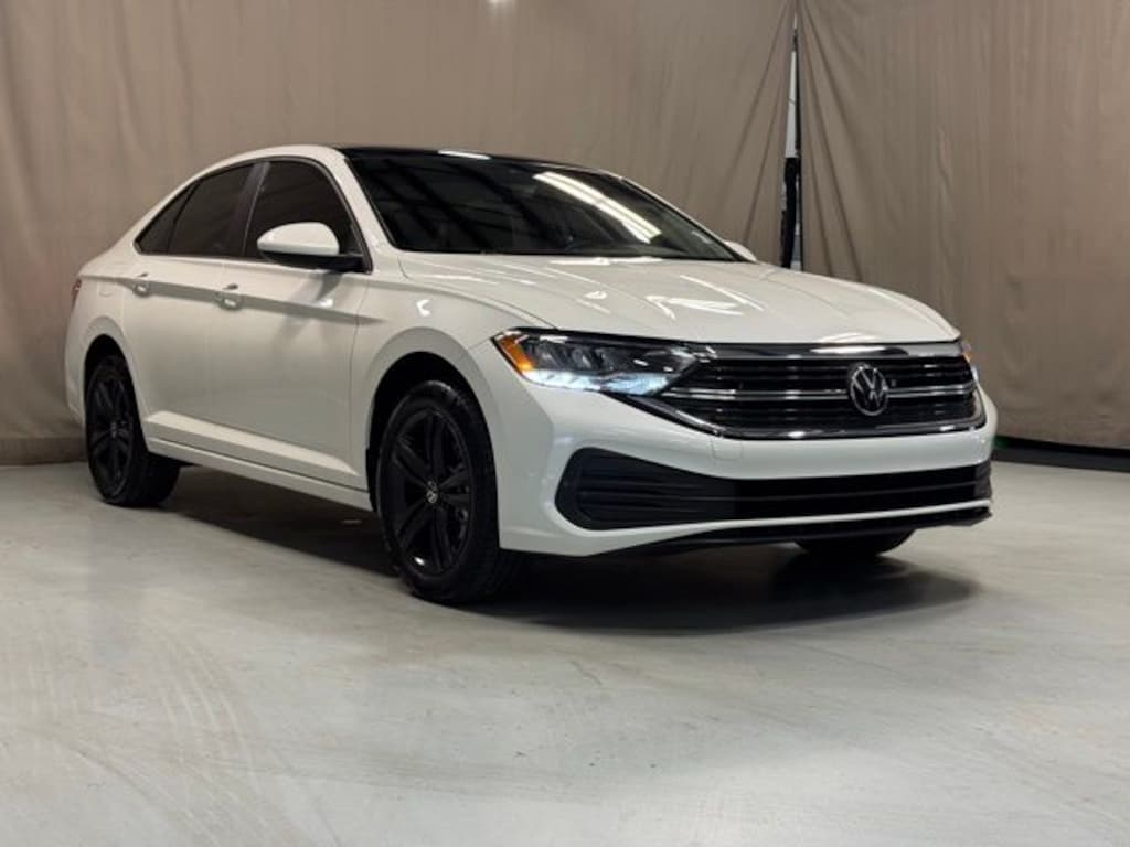 Certified 2023 Volkswagen Jetta 1.5T SE Sedan