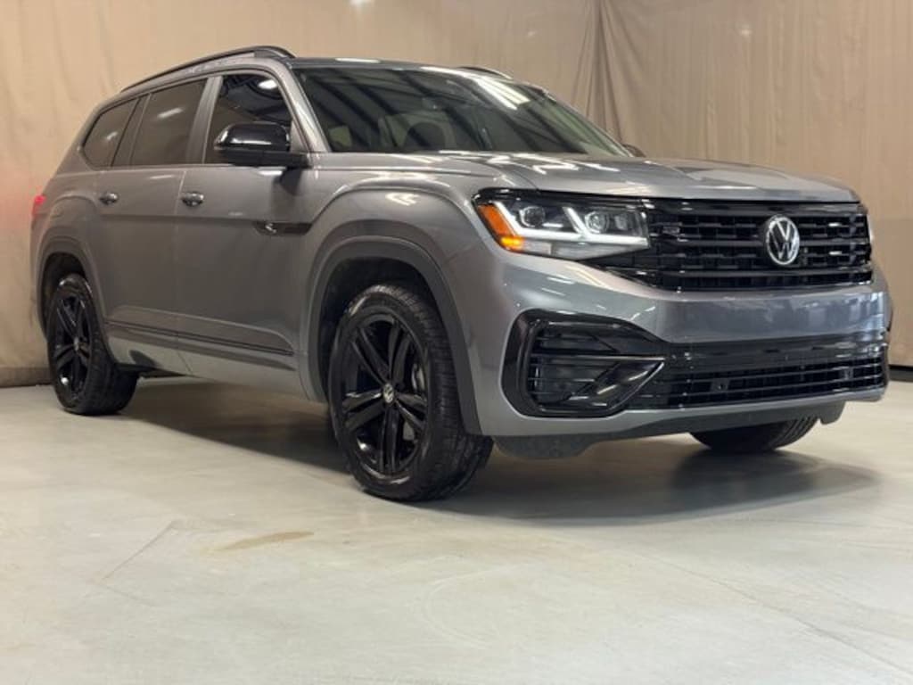 Used 2023 Volkswagen Atlas 3.6L V6 SEL R-Line SUV