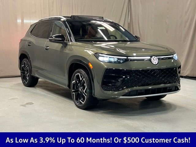 2026 Volkswagen Tiguan SEL R-LINE TURBO's photo