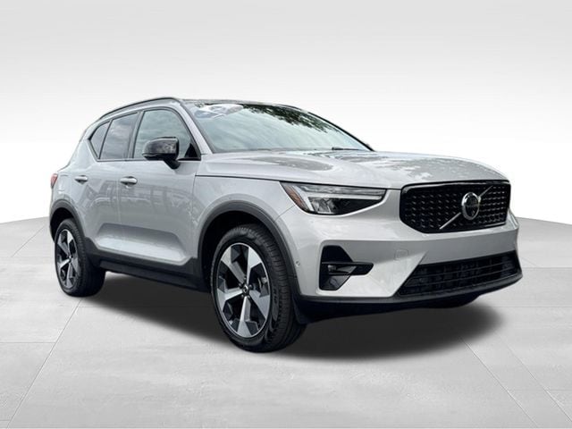 2024 Volvo XC40