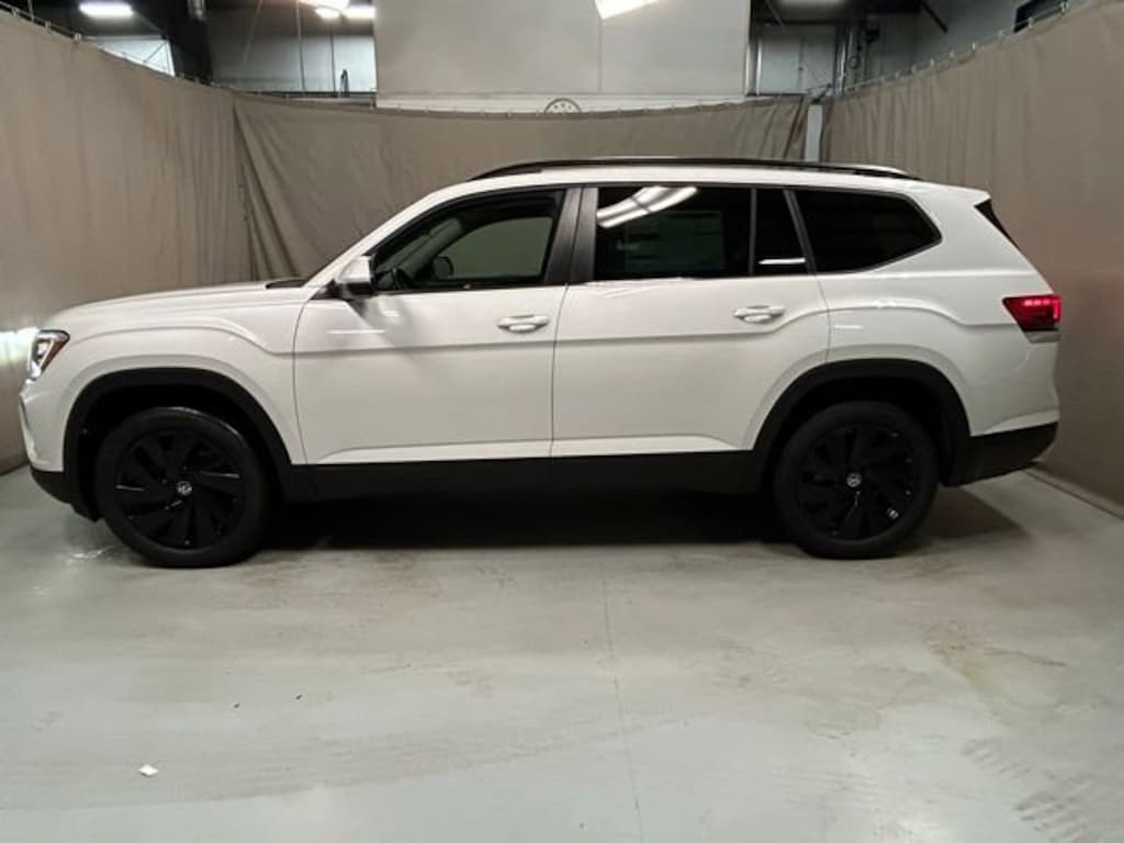 New 2026 Volkswagen Atlas 2.0T SE w/Technology SUV