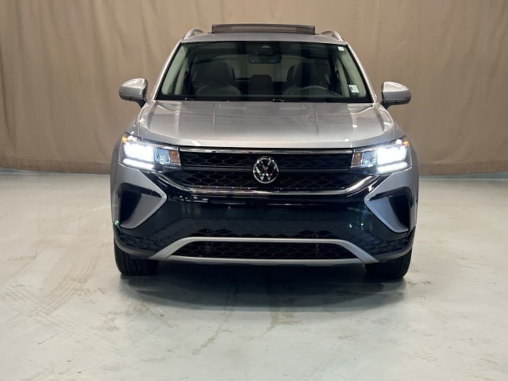 Used 2023 Volkswagen Taos 1.5T SE SUV