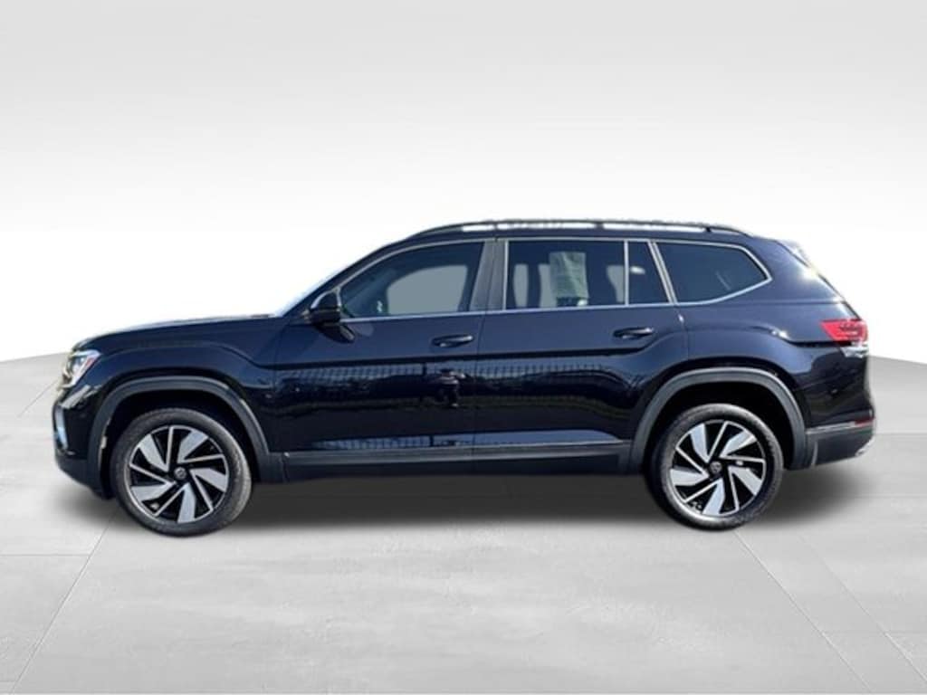 Certified 2024 Volkswagen Atlas 2.0T SE w/Technology SUV