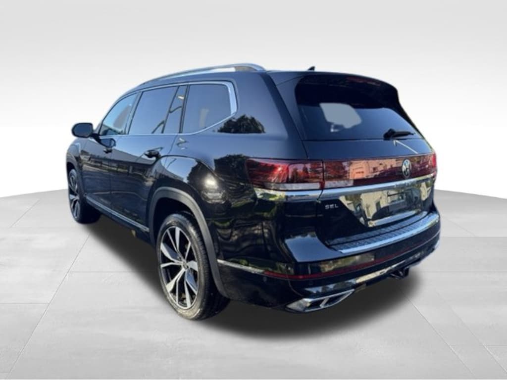 Used 2024 Volkswagen Atlas 2.0T SEL Premium R-Line SUV