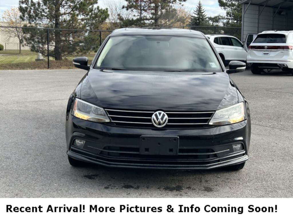 Used 2015 Volkswagen Jetta 1.8T SE Sedan