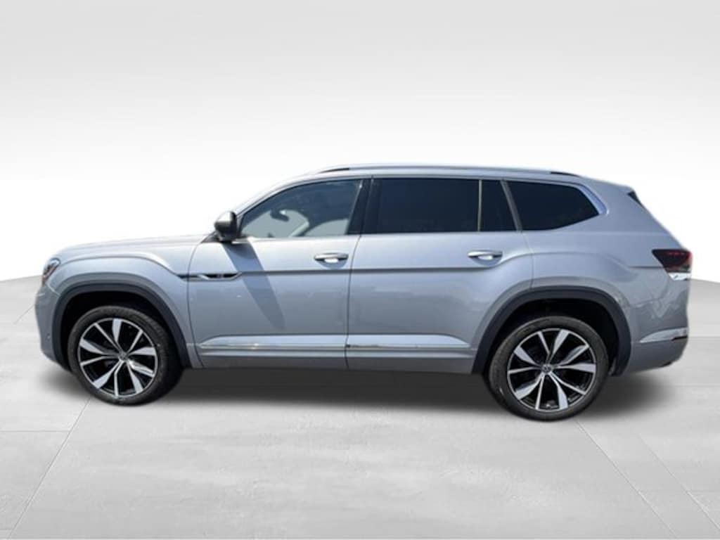 Used 2024 Volkswagen Atlas 2.0T SEL Premium R-Line SUV