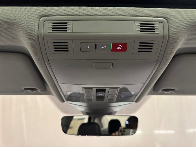 2025 Volkswagen Jetta SE - Photo 27
