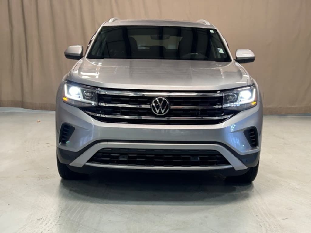 Used 2020 Volkswagen Atlas Cross Sport 3.6L V6 SE w/Technology SUV