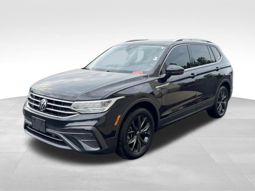 Certified 2024 Volkswagen Tiguan 2.0T SE SUV
