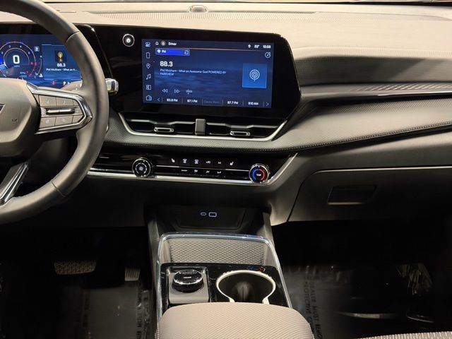 2026 Chevrolet Equinox LT - Photo 25