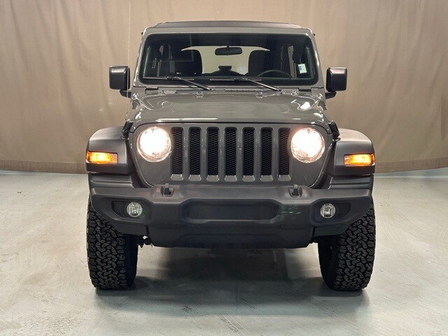 2023 Jeep Wrangler Sport photo 3