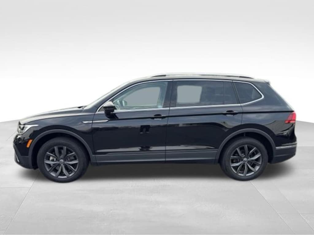 Used 2023 Volkswagen Tiguan 2.0T SE SUV