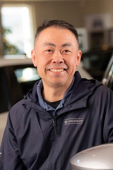 Staff member Don Luong from 9507bb7b492d