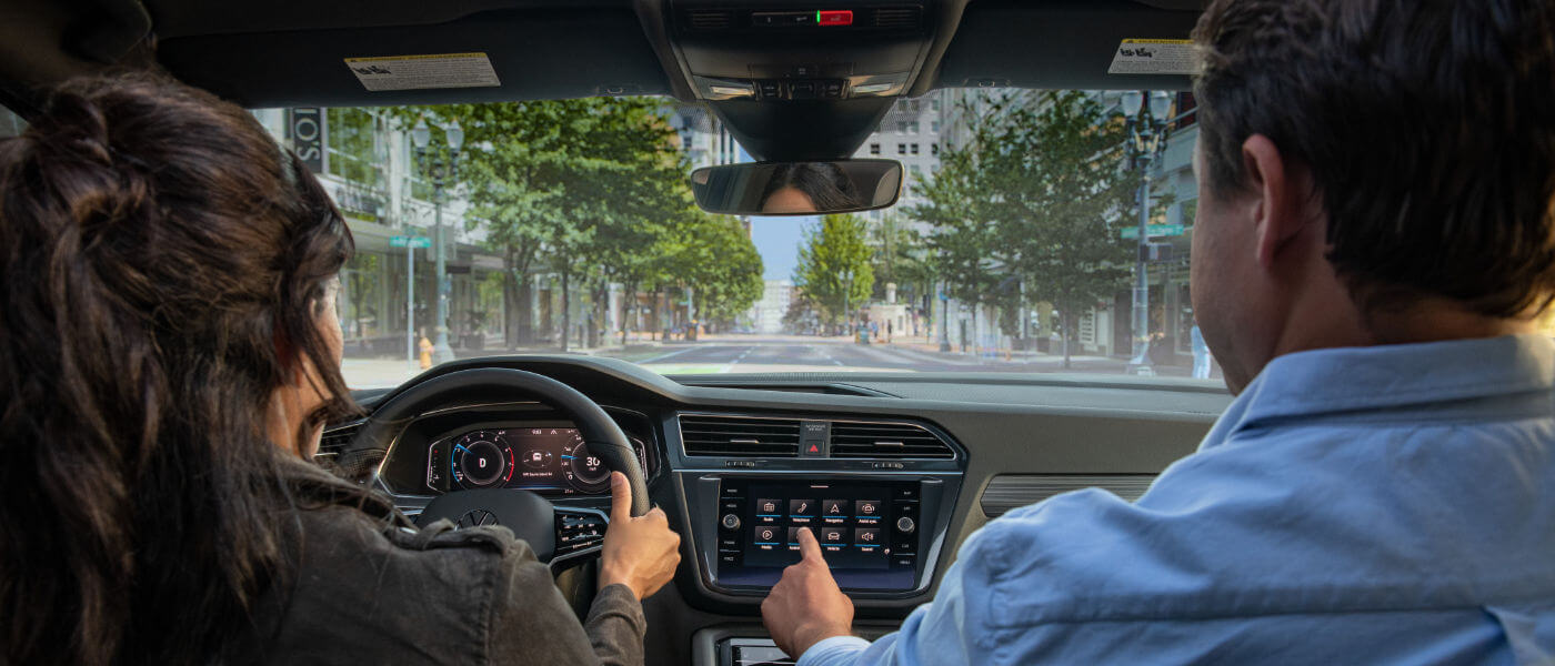2024 Volkswagen Tiguan Interior Front