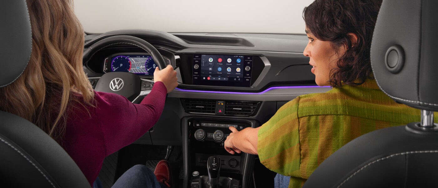 2024 Volkswagen Taos interior front
