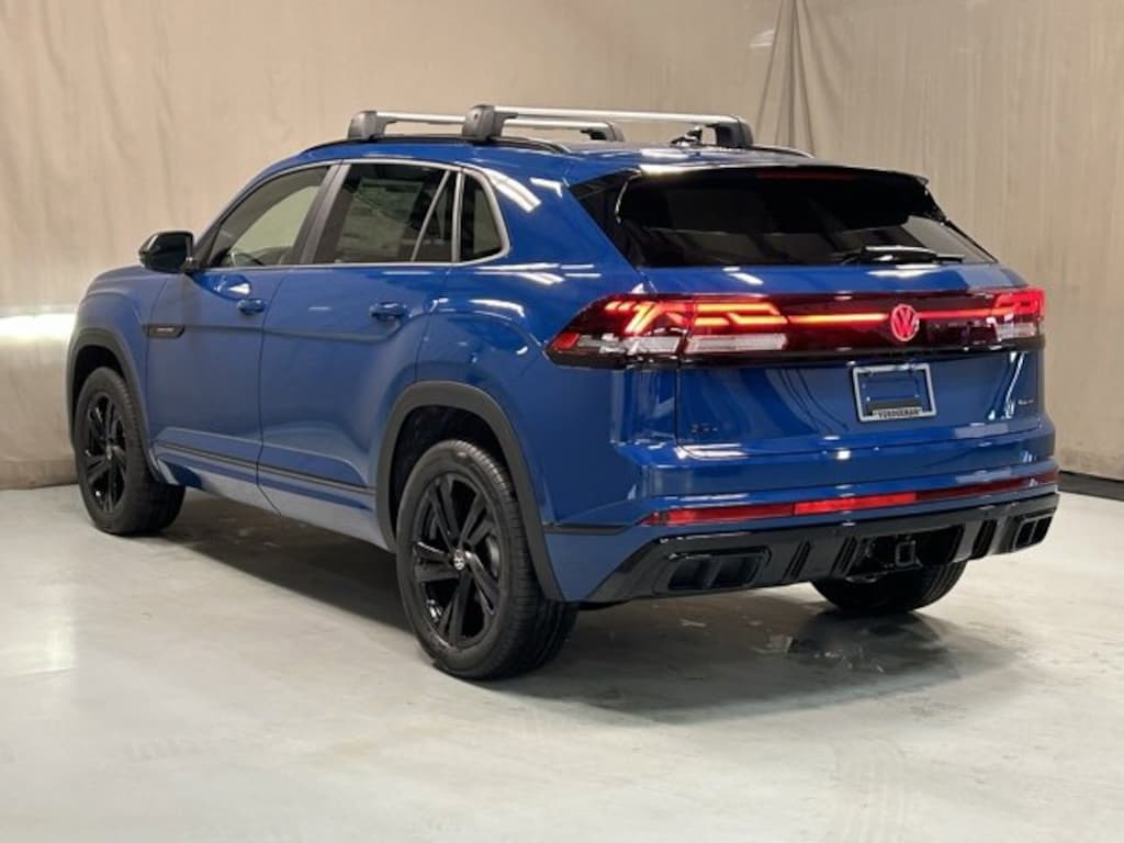 New 2025 Volkswagen Atlas Cross Sport 2.0T SEL R-Line Black SUV