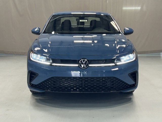 2026 Volkswagen Jetta Sport photo 3