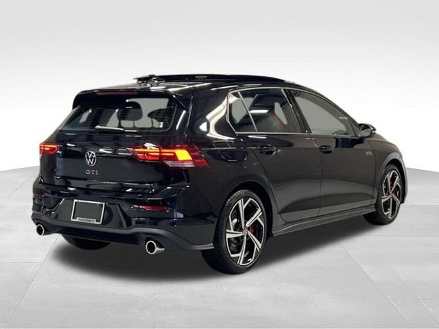 2026 Volkswagen Golf GTI SE - Photo 8