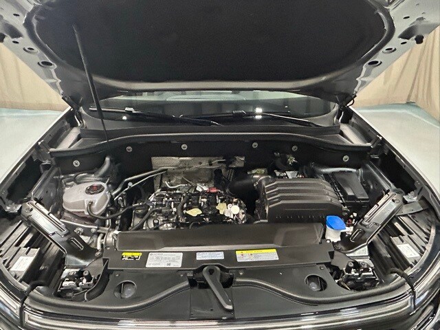 2024 Volkswagen Atlas Cross Sport SE Technology photo 2