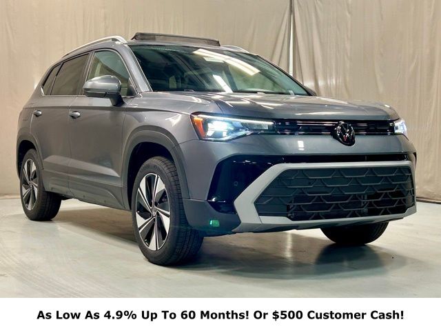 2025 Volkswagen Taos SE's photo