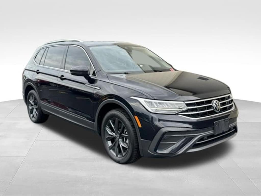 Certified 2024 Volkswagen Tiguan 2.0T SE SUV