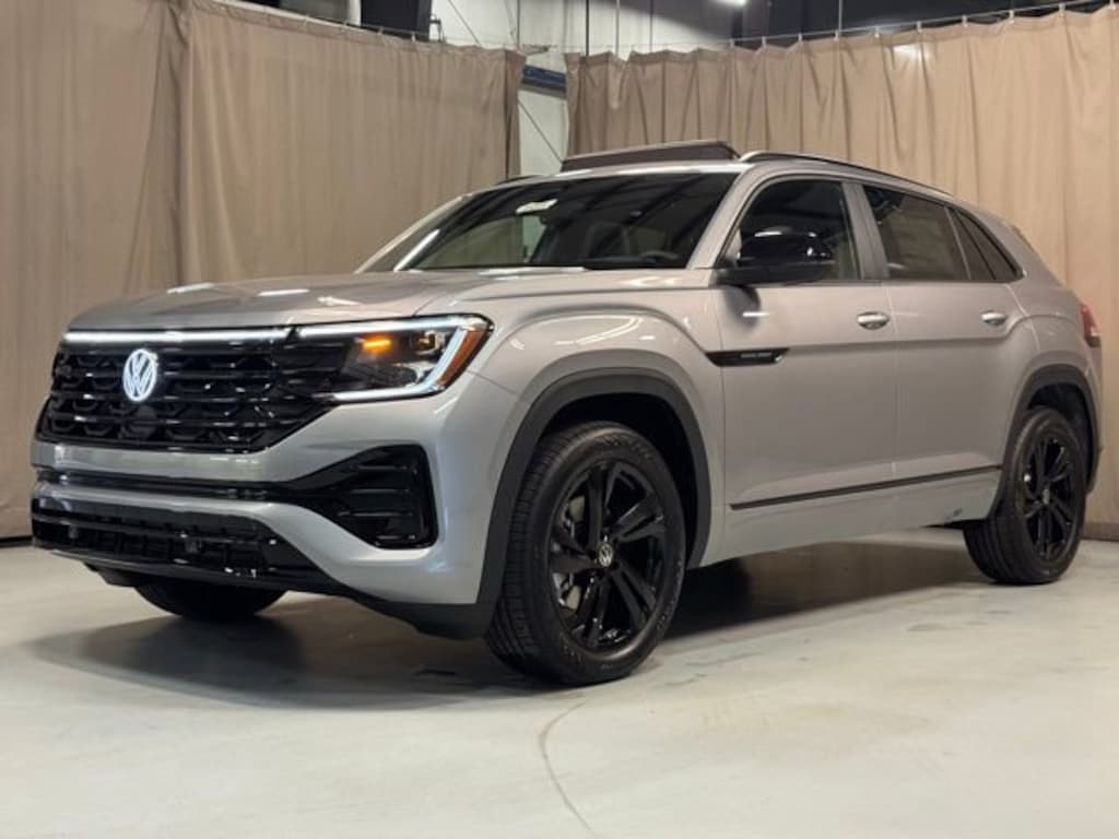 New 2026 Volkswagen Atlas Cross Sport 2.0T SEL R-Line Black SUV