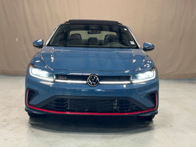 2025 Volkswagen Jetta GLI 2.0T Autobahn photo 3